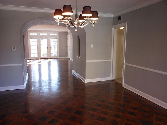 4th image of 7537 Parkdale Ave #1