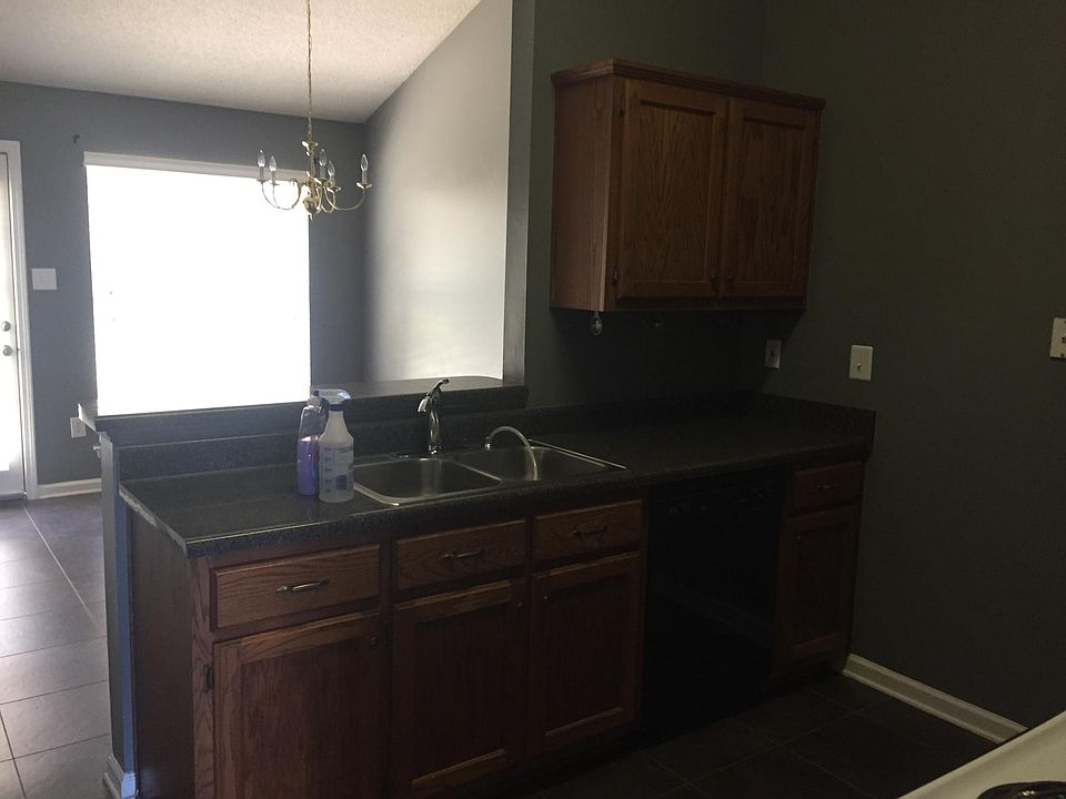1st image of 5343 Russell Dr