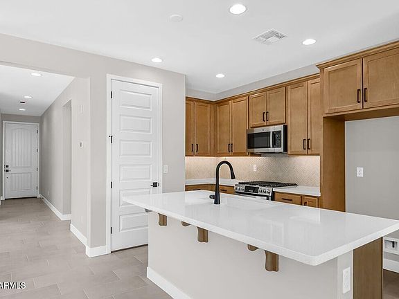 5th image of 18108 W HIDDENVIEW Drive