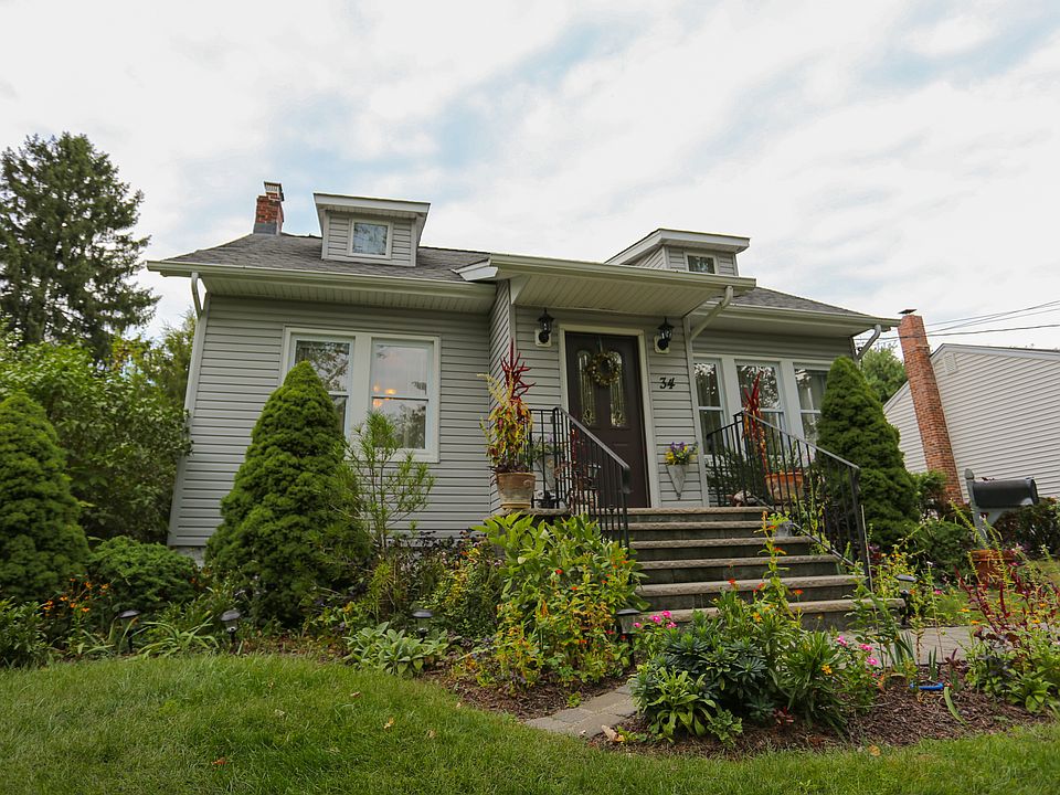 1st image of 34 Amelia Ave