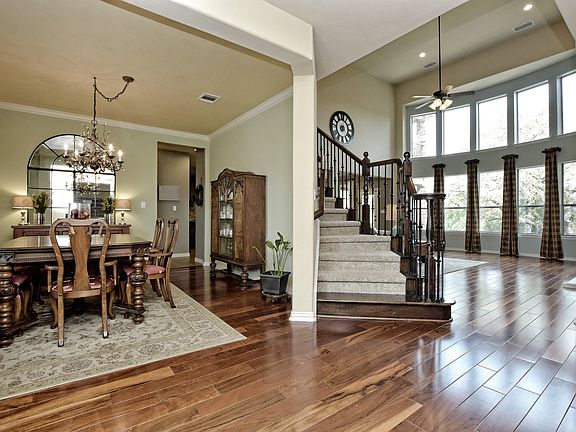 3rd image of 4540 Mont Blanc Dr