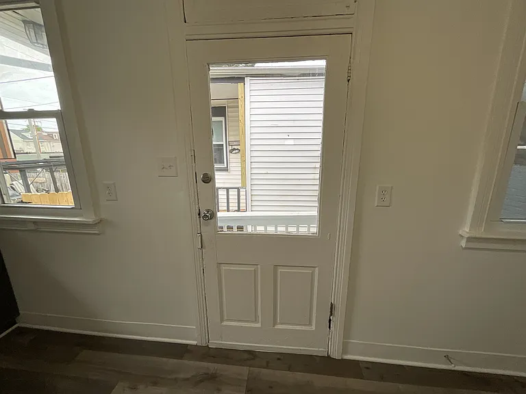 530 S Duke St — Photo 9