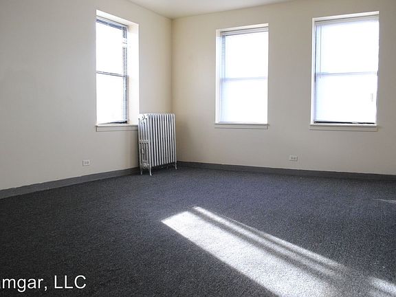 2nd image of 327 N Pine Ave APT 201