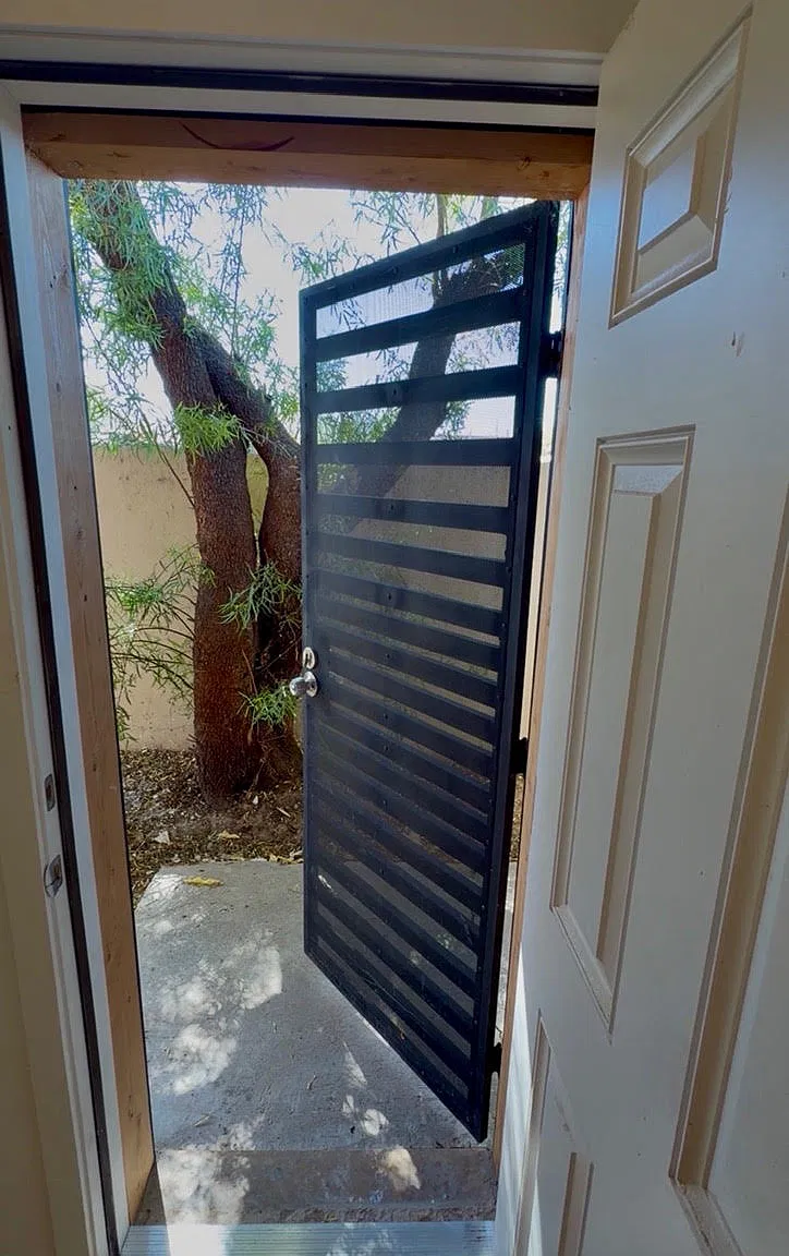 2 bed, 800 sqft, $700 — Photo 2