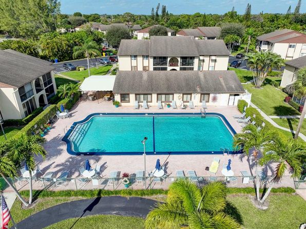 3586 La Playas Ct APT D-1