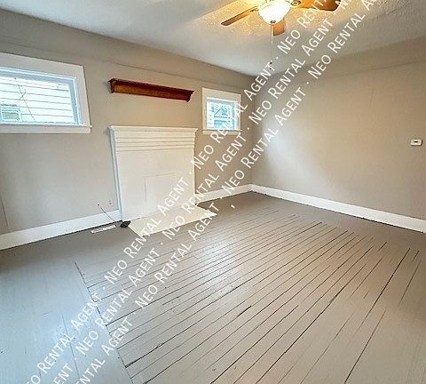 4th image of 122 W 27th St