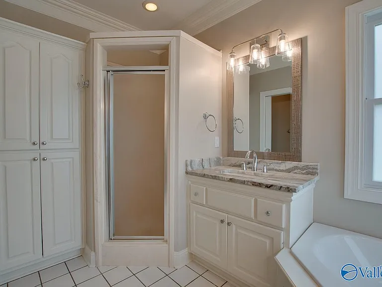3017 Brunswick Cir SE — Photo 42