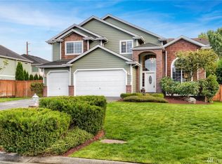 17016 27th St E, Lake Tapps, WA 98391