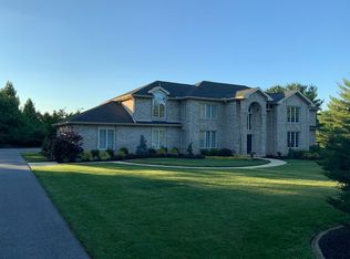 581 Stonehenge Dr, Lititz, PA 17543