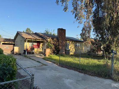 9400 Gladys St, Bakersfield, CA, 93307