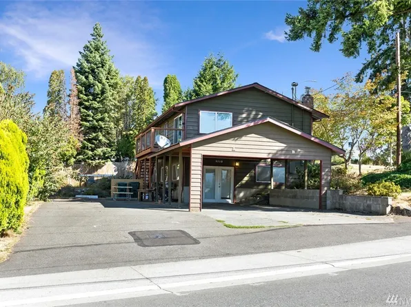 932 25th St, Bellingham, WA 98225