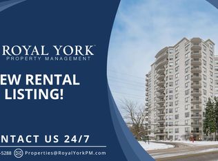 255 Keats Way #1108, Waterloo, ON N2L6N6