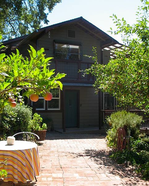 1st image of 120 Oak Hill Way # Fl 2