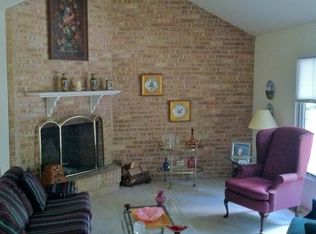 710 Concord Ln, Barrington, IL
