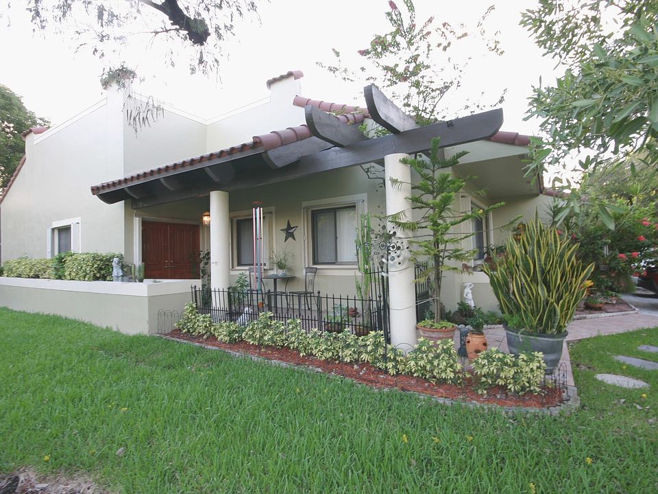 1st image of 3400 Torremolinos Ave