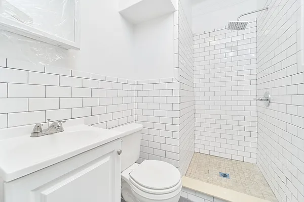 Rented by Living New York | media 8