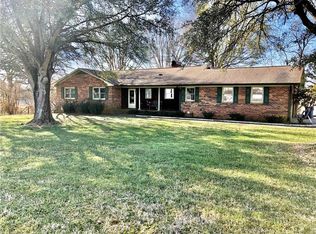 321 Madison Rd, Mocksville, NC 27028