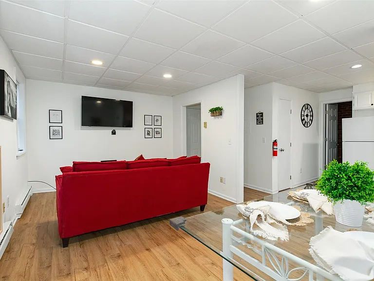 48 Columbia St #3 — Photo 8