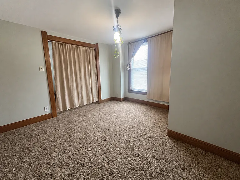 320 Alabama St — Photo 10