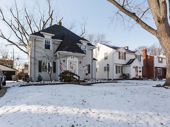 2nd image of 3919 Grantley Rd