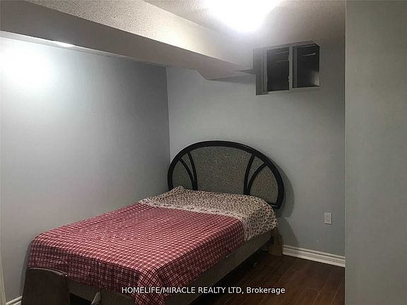 5th image of 93 Whitehouse Cres