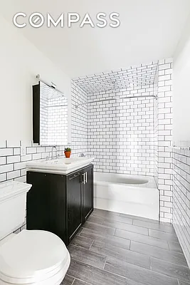 Rented by Compass | media 24