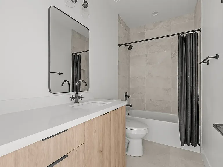 4825 Chippendale Dr — Photo 7