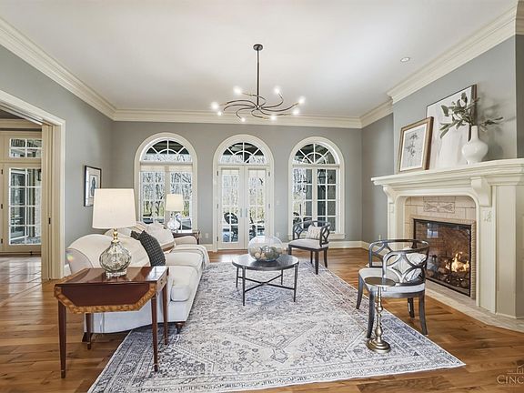 5th image of 1054 Observatory Point