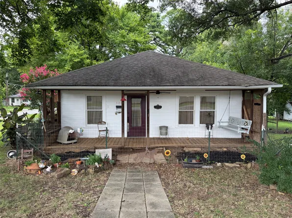 301 E Ada Ave, Wilburton, OK 74578