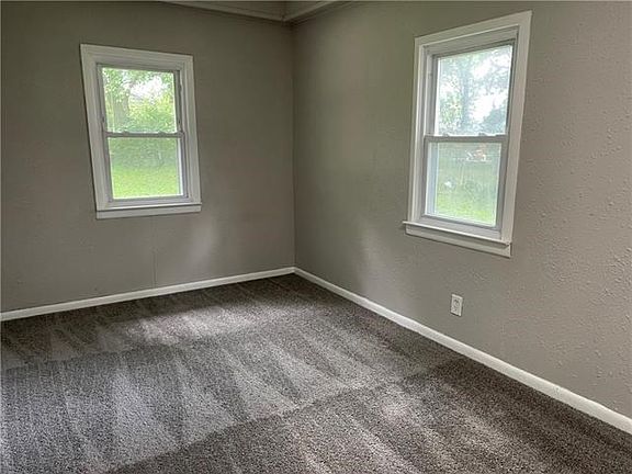5th image of 7429 Olive St