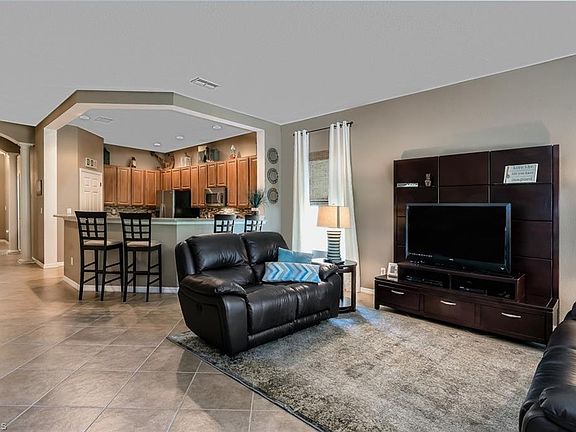 4th image of 21078 Cosenza Ct