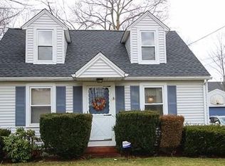 15 Loomis St, Attleboro, MA 02703