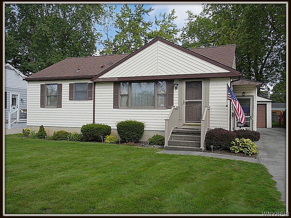 1st image of 1082 Pioneer Dr