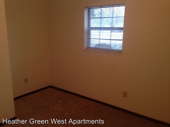 5th image of 1325 Trade Sq W APT 1