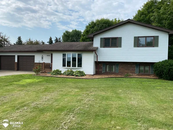 12445 Vasold Rd, Freeland, MI 48623