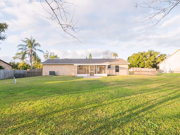 5th image of 4704 Jay Dr