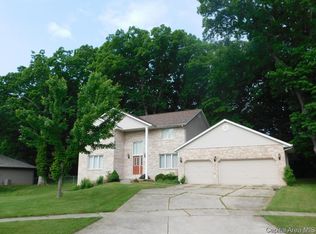 505 Five Forks Dr, Springfield, IL 62711