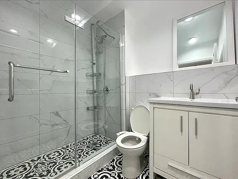 239 Utica Ave #2R — Photo 5