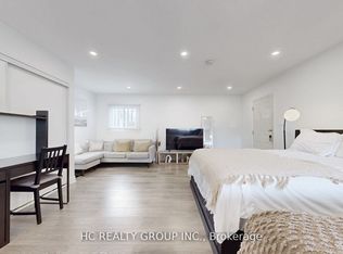 59 Muskoka Ave #B, Oshawa, ON L1J 1A1