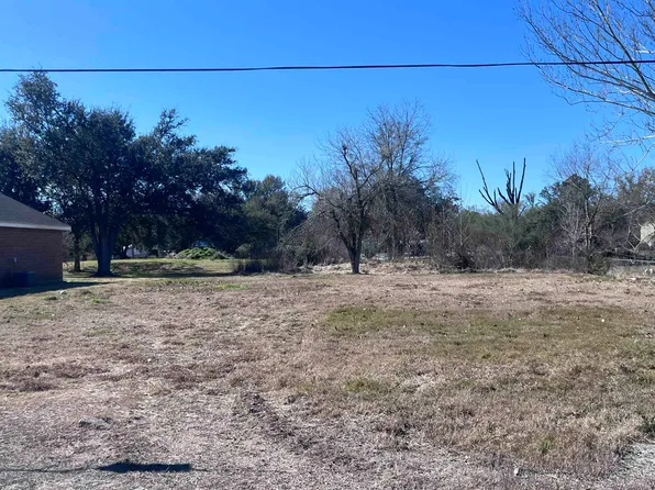 6006 Nobie Ln, Lake Charles, LA 70605