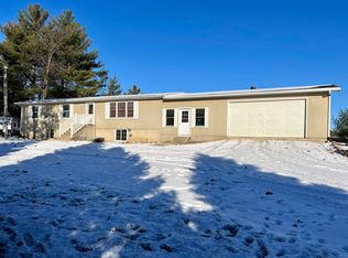 1997 235th St, New Hampton, IA 50659