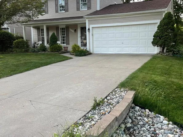 33734 Cadillac St, Farmington Hills, MI 48335