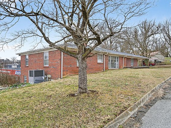 5th image of 281 Dixie Plaza Dr