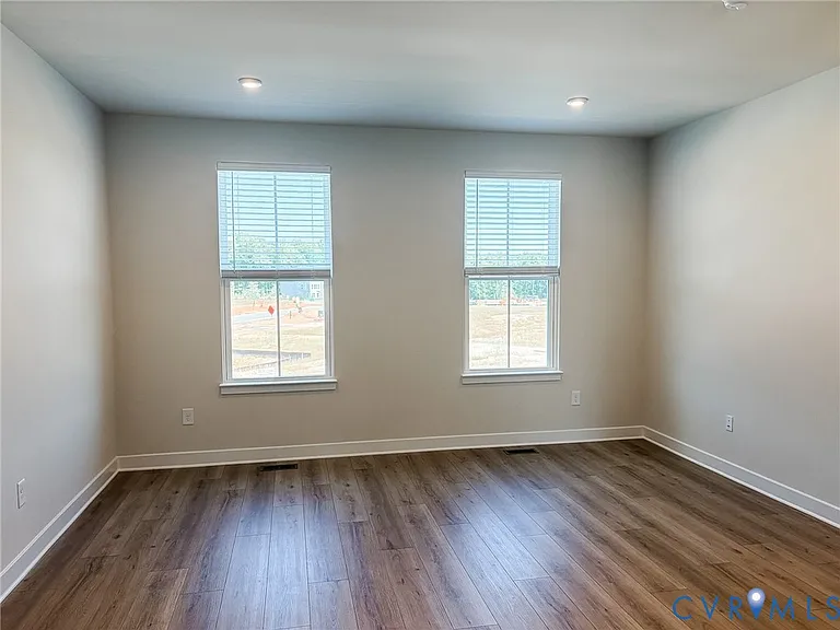 4821 Cloverleigh Dr — Photo 23