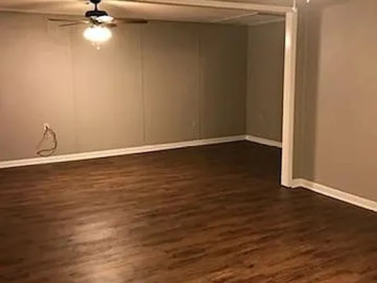 8495 Charleston Dr — Photo 2