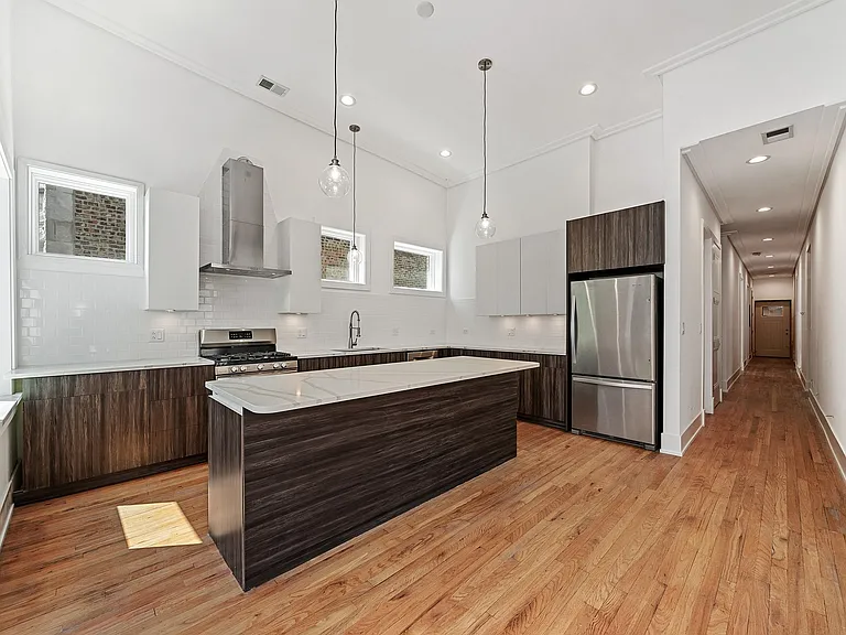 1412 N Washtenaw Ave #3 — Photo 5