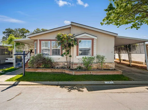 2621 Prescott Rd Space 17, Modesto, CA 95350