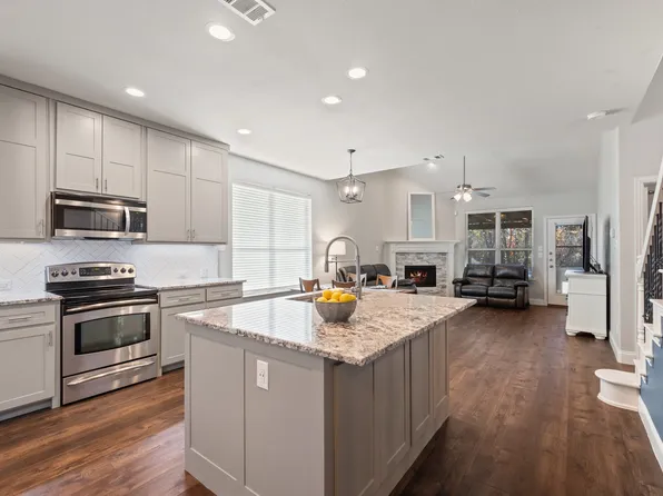 380 Bentson Dr, Argyle, TX 76226