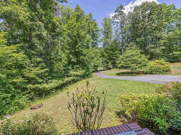 3rd image of 147 Old Mill Rd