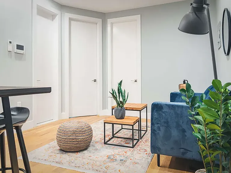 1062 Halsey St #3B — Photo 11